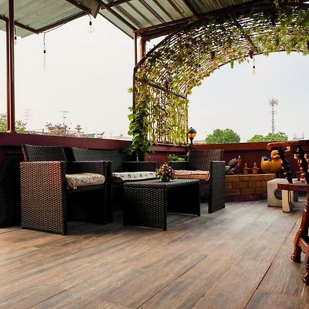 Ying Hostel Бангкок Экстерьер фото