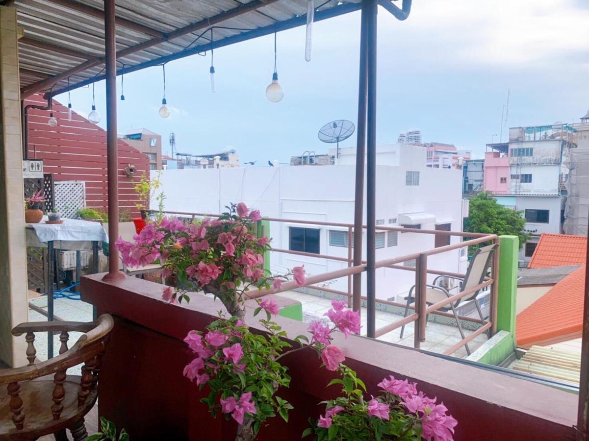 Ying Hostel Бангкок Экстерьер фото