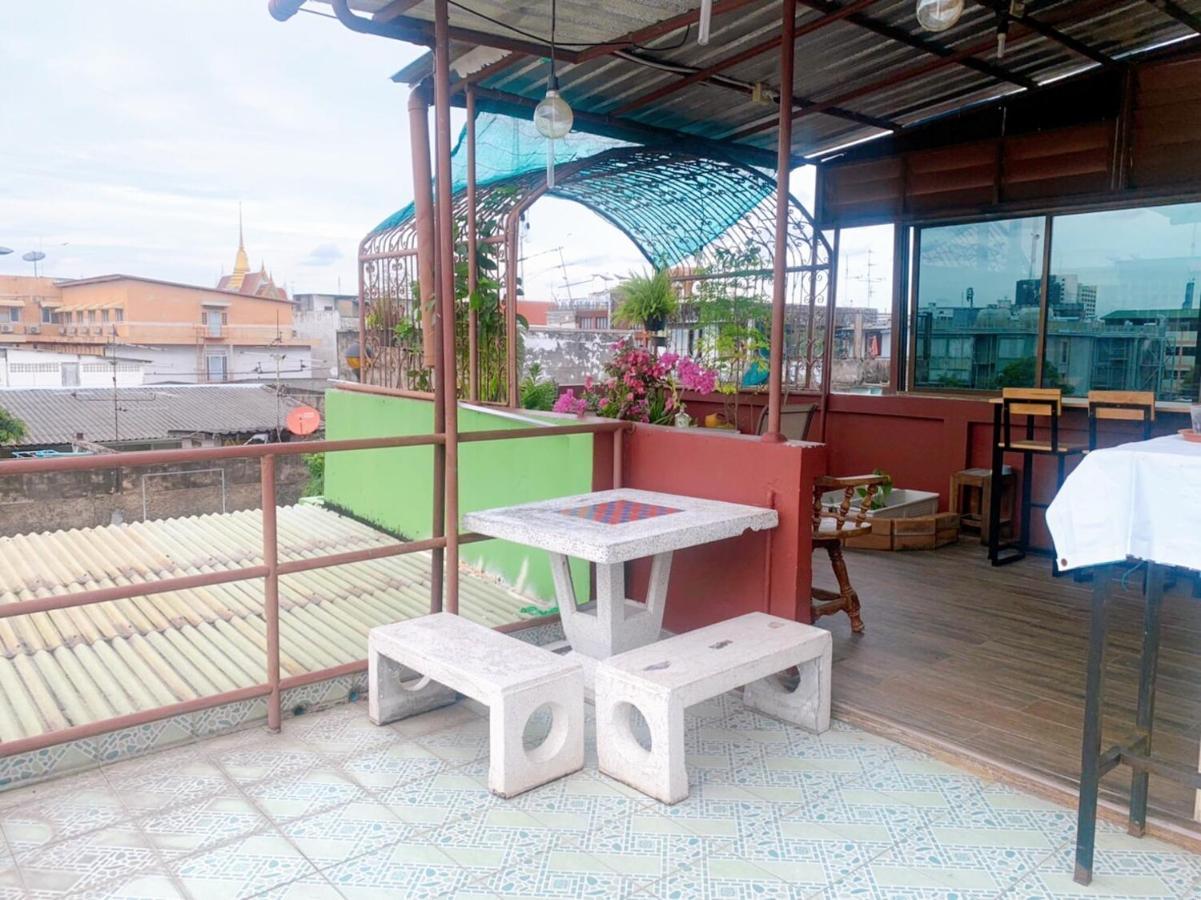 Ying Hostel Бангкок Экстерьер фото