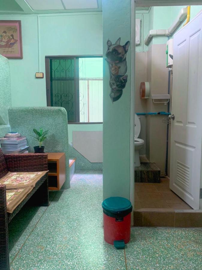 Ying Hostel Бангкок Экстерьер фото