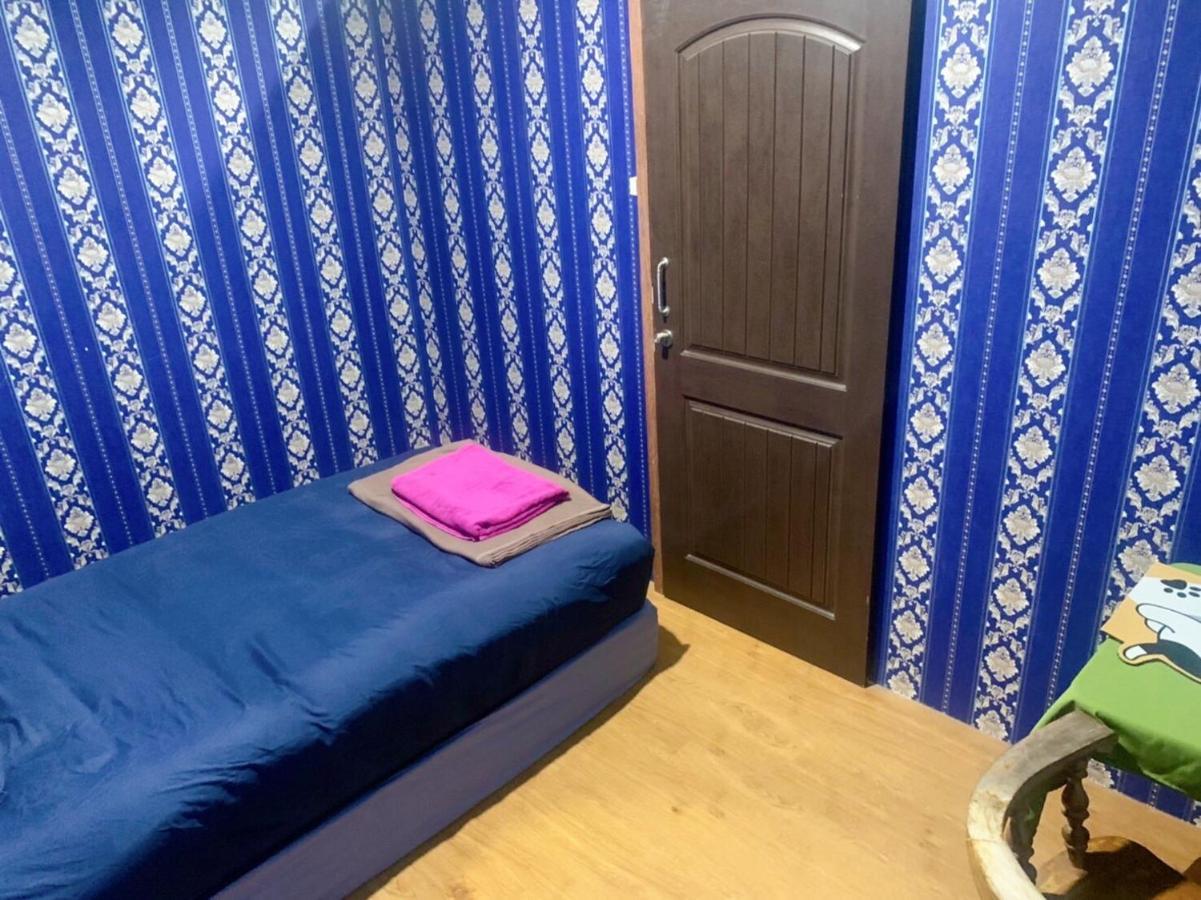 Ying Hostel Бангкок Экстерьер фото